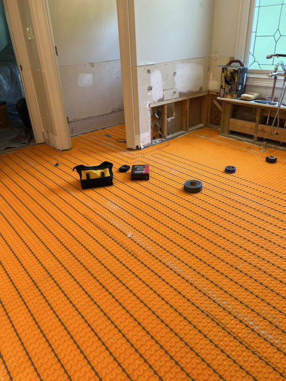 floor heater under tile floor