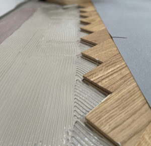 Solid wood floor installation