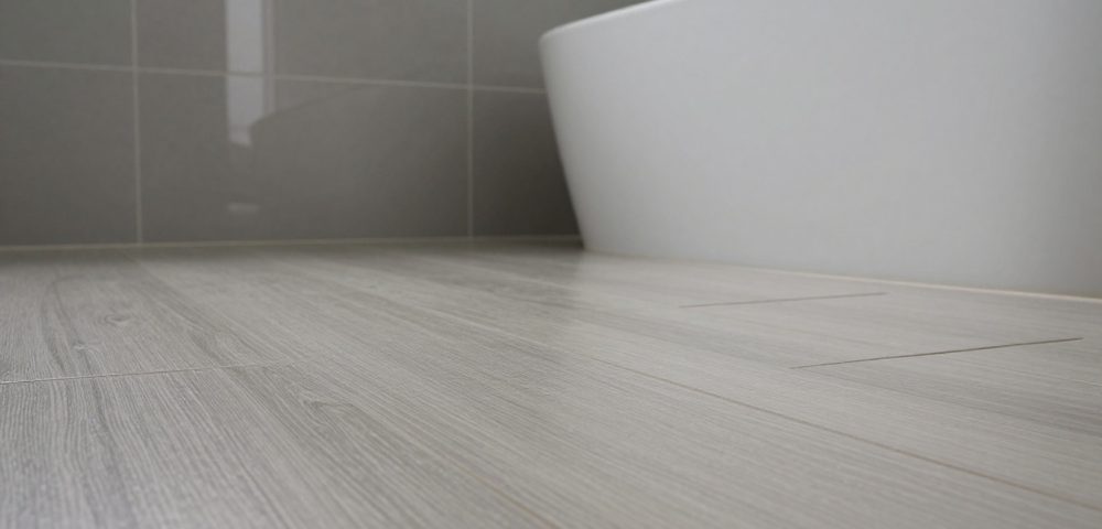 How to select vinyl plank wear layers for moisture-prone bathrooms